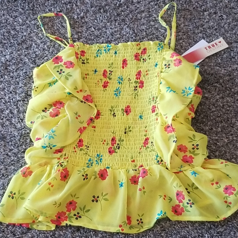 True Destiny | Ruffle Tank - Picture 2 of 2